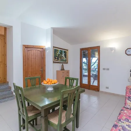 Ferienhaus Eva Vignola Mare